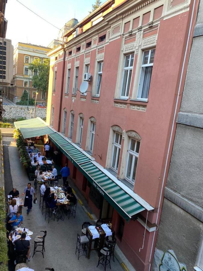 Academy Of Art Apartment Sarajevo Luaran gambar
